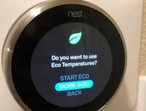 Termostato Nest mostrando la pantalla Temperaturas Eco